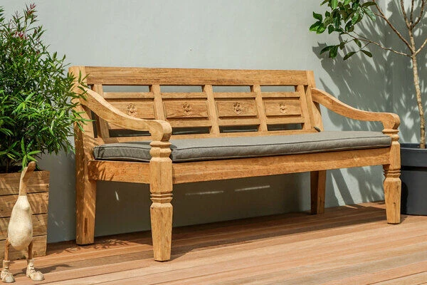 OUTFLEXX Bank, Natur, Recycled FSC®-Teak, 180x70x85cm, Aufwändig Gestaltet, Mit Armlehnen
