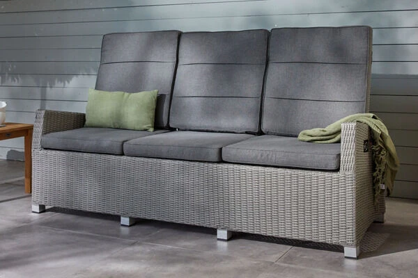 Ploß Vigo Comfort 3-Sitzer Speise-/Lounge-Sofa, Stahlgrau-meliert, Polyrattan, 210x84x110cm, Verstellbar