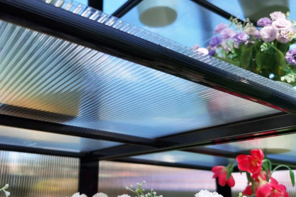 OUTFLEXX Gewächshaus, Schwarz, Alu/Polycarbonat, 111x61x175cm, Pulverbeschichtet – Bild 15