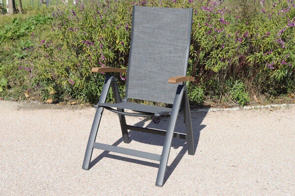 VILLANA Esstischgarnitur, Anthrazit/grau, Alu/ FSC-Akazienholz, Ausziehtisch 150/200 Cm, 4 Stapelstühle, 2 Multipositionssessel – Bild 3