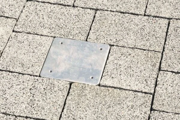 Schneider® SCHNEIDER Universal-Bodenplatte Für Rhodos Eco Serie, Silbergrau, Stahl Verzinkt, 16 X 16 X 40 Cm – Bild 2