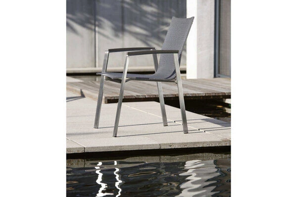 STERN New Top Stapelsessel, Silber/karbon, Edelstahl/Textil/Aluminiumarmlehnen, 63x57x90 Cm, Stapelbar – Bild 2