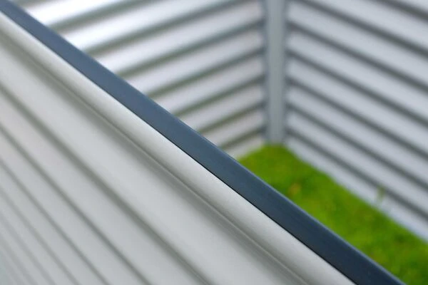 OUTFLEXX Hochbeet, Silber, Zincalume, Pulverbeschichtet, 120x90x84 Cm – Bild 7